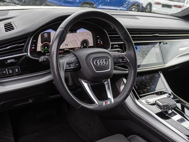 Audi Q7 55 TFSI S-Line