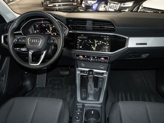 Audi Q3 35 TDI S-Tronic