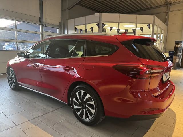 Ford Focus Titanium Wagon