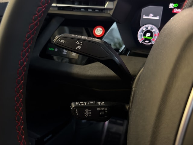 Audi A3 35 TDI S-Line S-Tronic Sportback