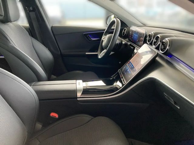 Mercedes-Benz C 300 AVANTGARDE C 300 d Estate