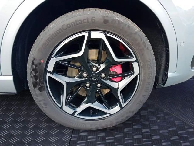 Ford Kuga Plug in Hybrid ST Line X