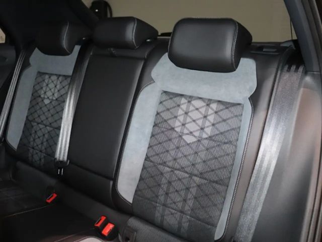 Volkswagen T-Roc 1.5 TSI DSG R-Line Style