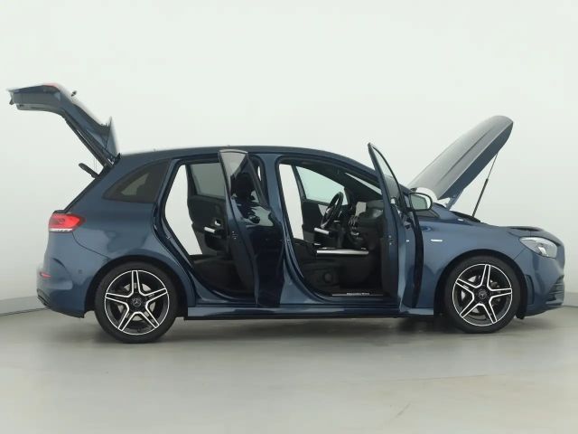 Mercedes-Benz B 200 AMG Line