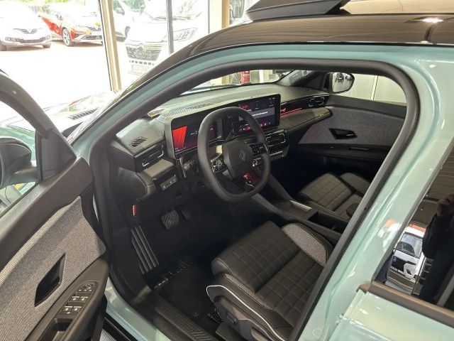 Renault 4 Comfort E-Tech Iconic