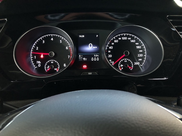 Volkswagen Touran 1.5 TSI DSG Highline