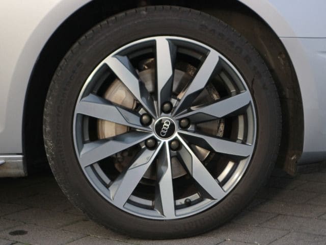 Audi A4 40 TFSI Avant Quattro S-Tronic