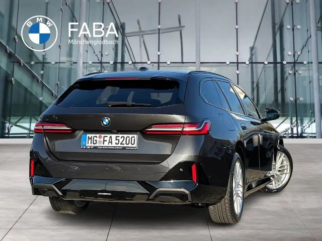 BMW 520 520d M-Sport Touring