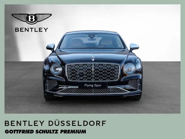 Bentley Flying Spur Mulliner // BENTLEY DÜSSELDORF