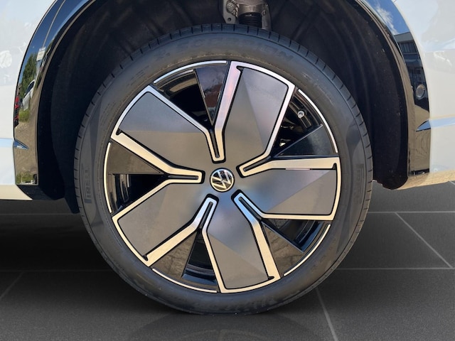 Volkswagen Tiguan 2.0 TDI IQ.Drive R-Line