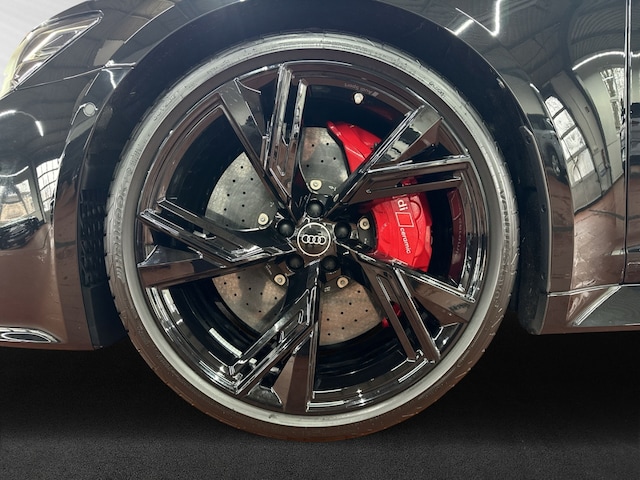 Audi RS6 Avant Quattro