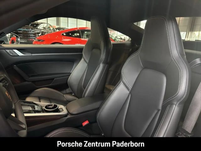 Porsche 992 Carrera Coupé