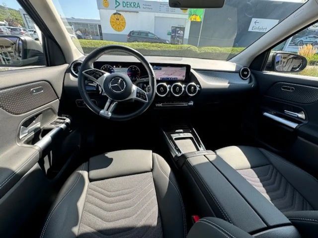 Mercedes-Benz GLA 200 Progressive