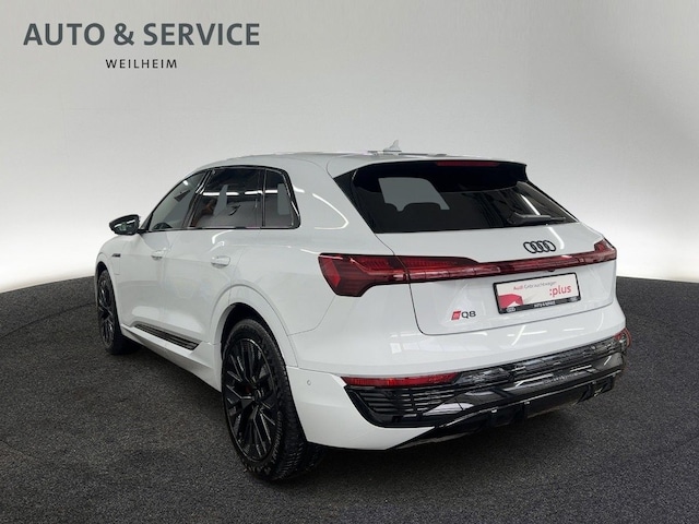 Audi Q8 e-tron 55 Quattro S-Line