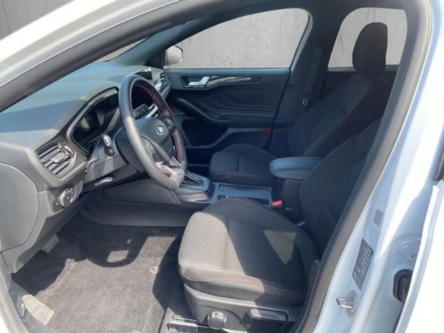 Ford Focus EcoBoost ST Line