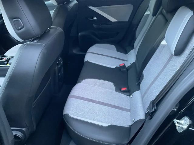 Opel Astra 1.2 Turbo Elegance Turbo