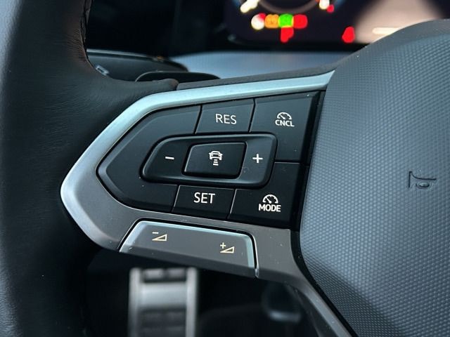 Volkswagen Golf 1.5 TSI DSG Golf VIII IQ.Drive