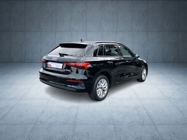 Audi A3 40 TFSI Hybride Sedan