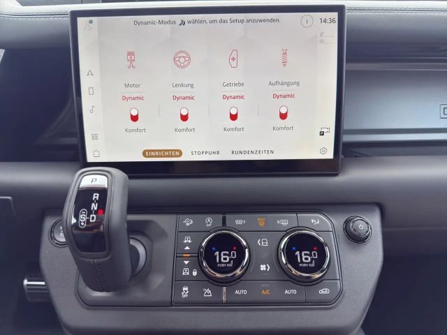 Land Rover Defender 110