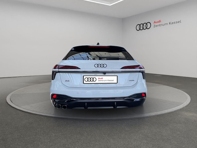 Audi A6 Avant Quattro S-Tronic