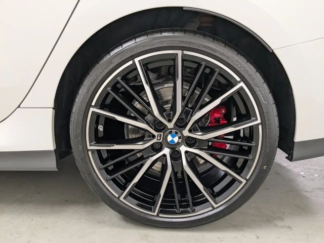 BMW 220 220i Coupé M-Sport xDrive