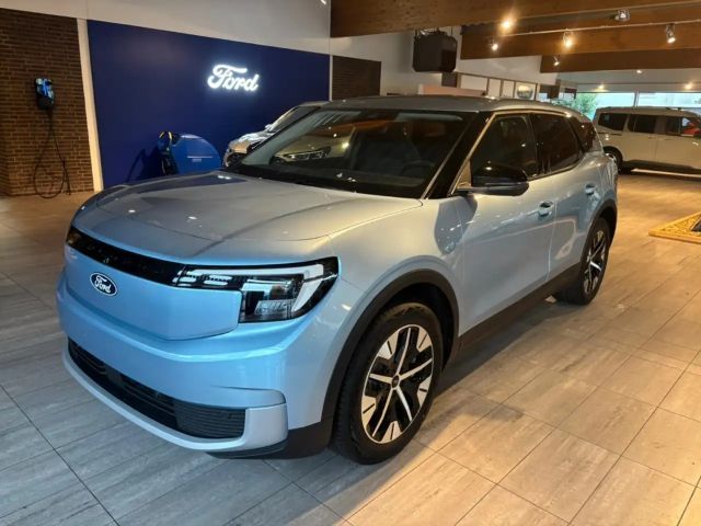 Ford Explorer Extended range