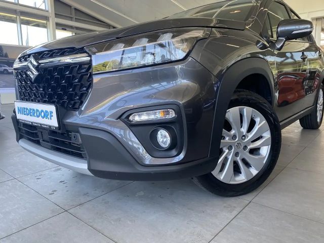 Suzuki S-Cross Hybrid