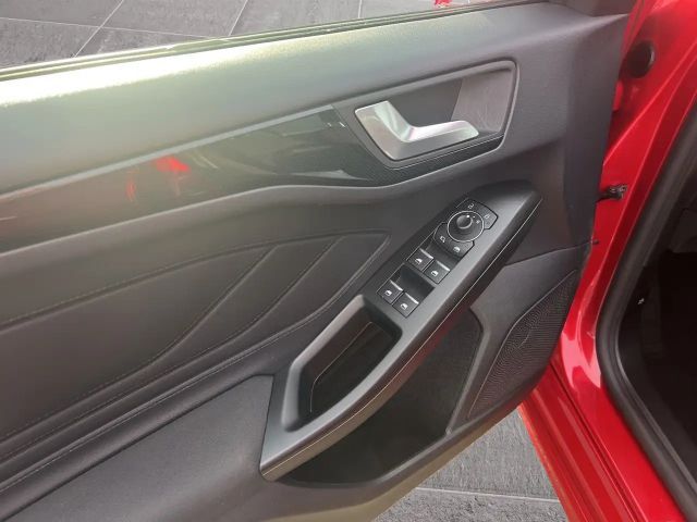 Ford Focus EcoBoost ST Line