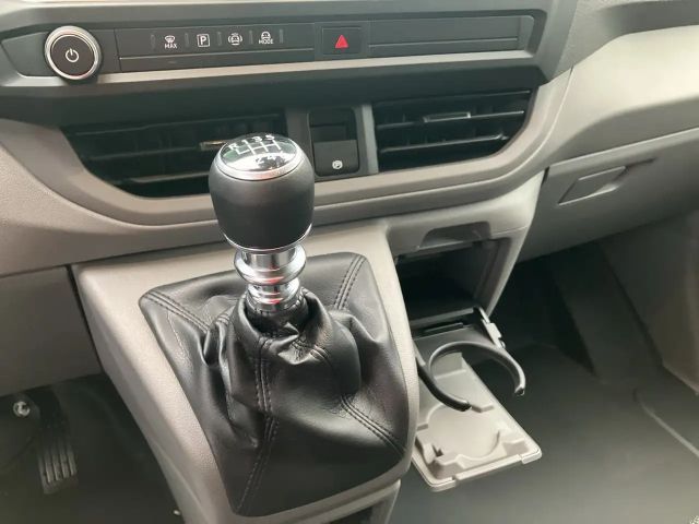 Volkswagen Transporter Lang T7