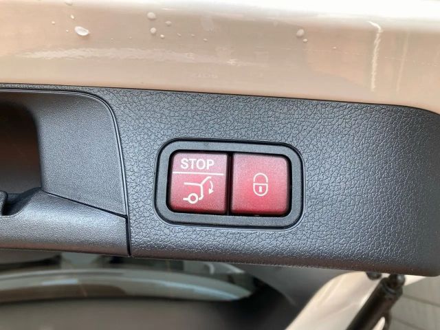 Mercedes-Benz GLB 180 AMG Line