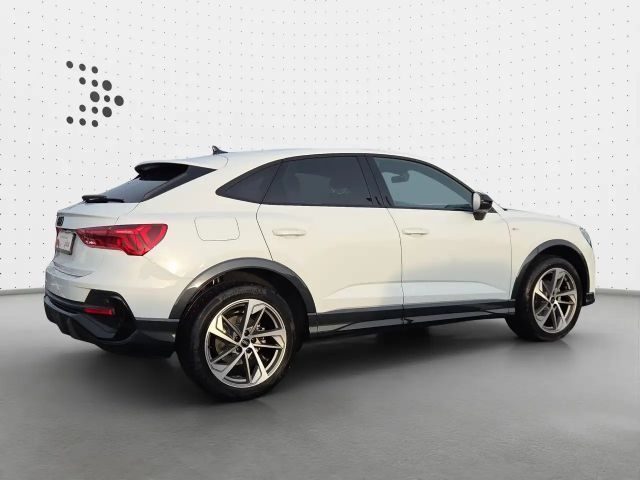 Audi Q3 35 TFSI S-Line