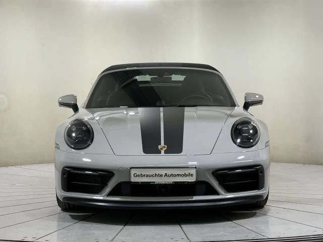 Porsche 992 Cabrio Carrera GTS