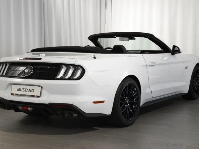 Ford Mustang Convertible GT 5.0 V8
