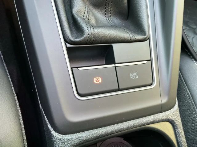 Volkswagen Golf Rabbit TSI