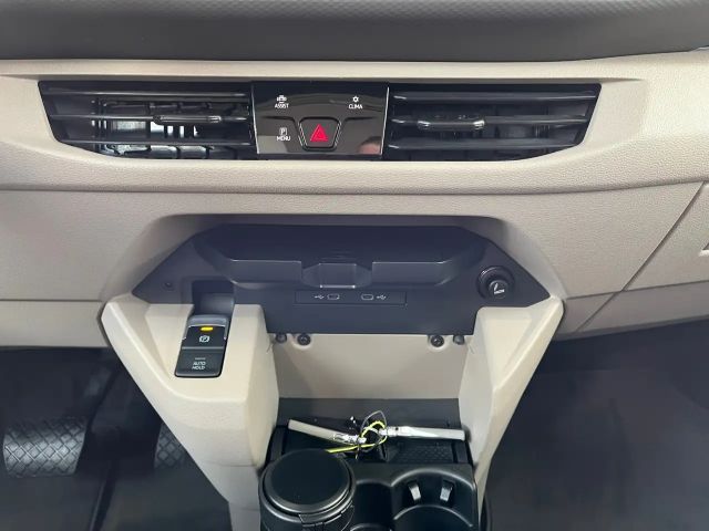 Volkswagen California Beach DSG T7