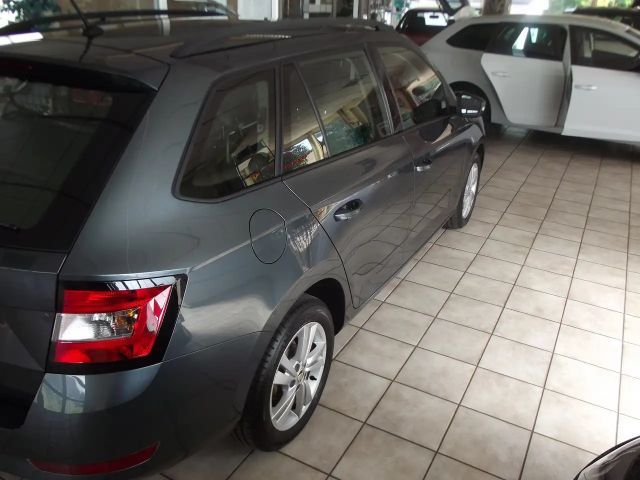 Skoda Fabia 1.0 TSI Combi