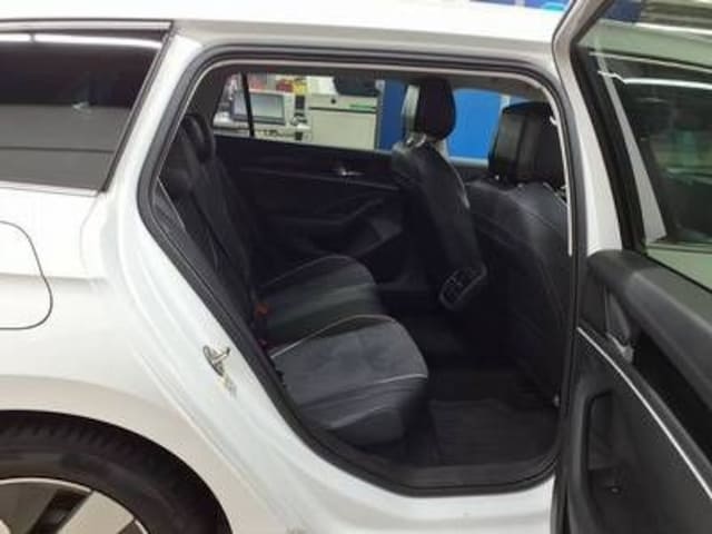 Volkswagen Passat *AHK*NAVI*LED*KAMERA*APP CONNECT*ACC*