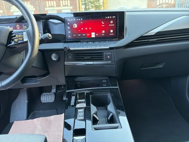 Opel Astra Business Elegance