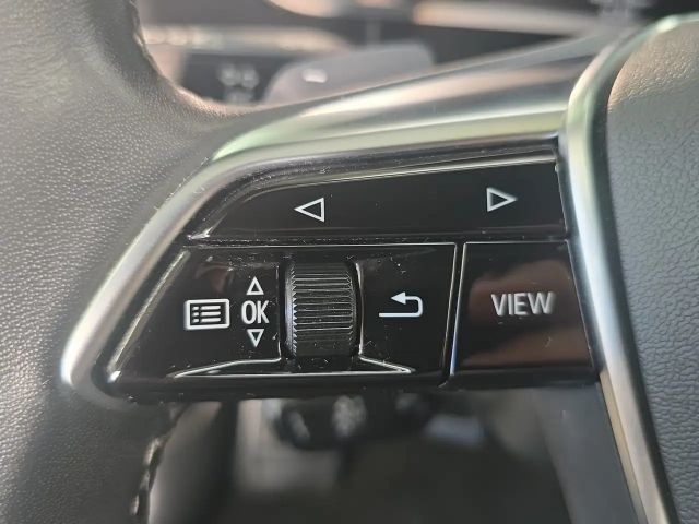 Audi Q8 e-tron 55 Business Quattro