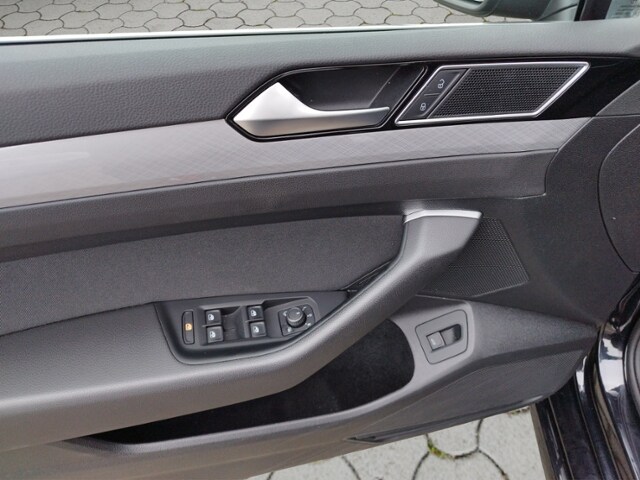 Volkswagen Passat 2.0 TSI DSG R-Line Variant