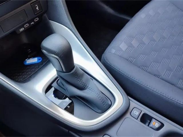 Mazda 2 Exclusive-line