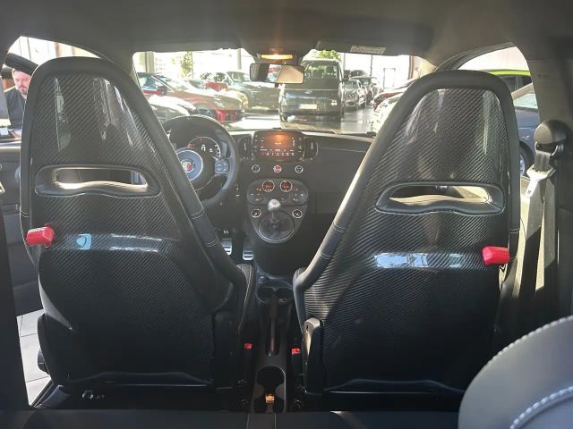 Abarth 695 70th Anniversario T-Jet