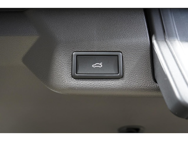 Volkswagen Multivan 2.0 TDI