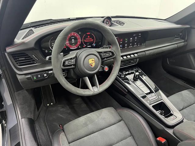 Porsche 911 Cabrio Carrera GTS