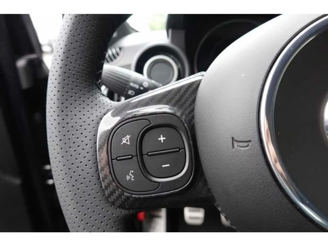 Abarth 695 70th Anniversario T-Jet