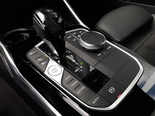 BMW 330 330e Sport Line Touring