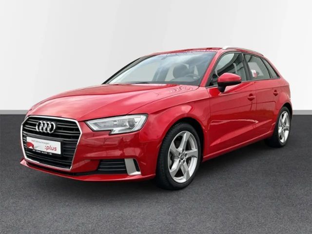 Audi A3 35 TFSI S-Tronic Sedan Sport Sportback