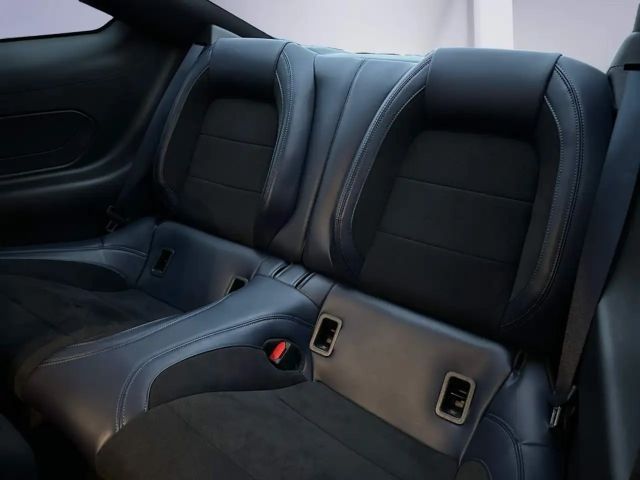 Ford Mustang Fastback GT 5.0 V8