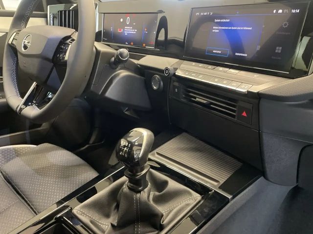 Opel Astra Edition Sports Tourer