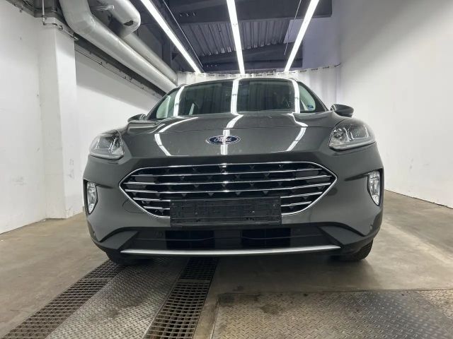 Ford Kuga AWD Titanium